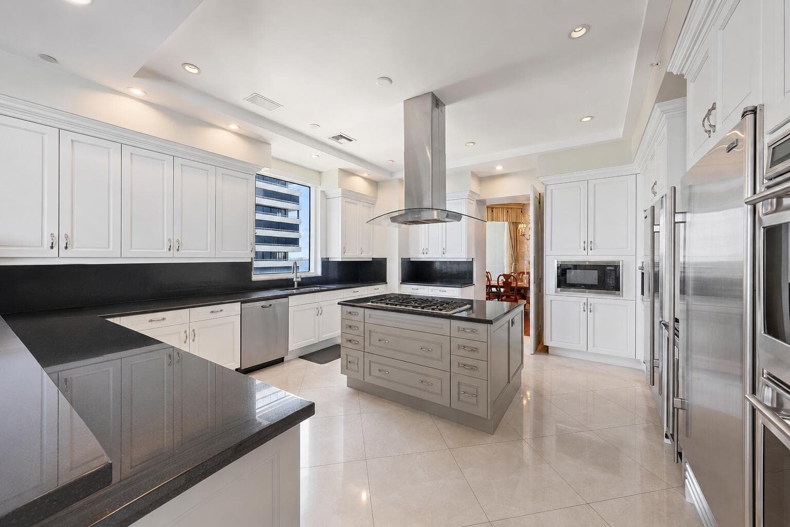 5310 N Ocean Drive 801 photo 13