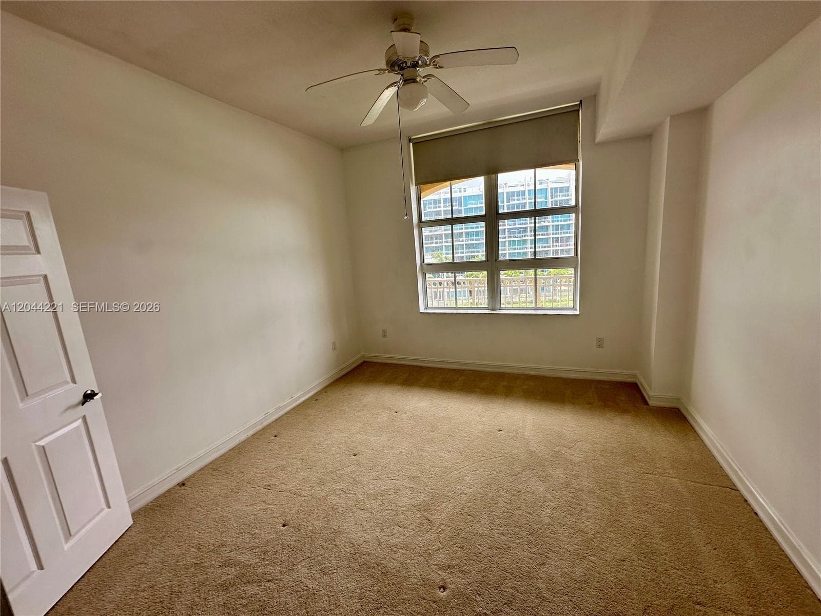 3001 NE 185th St 515 photo 24