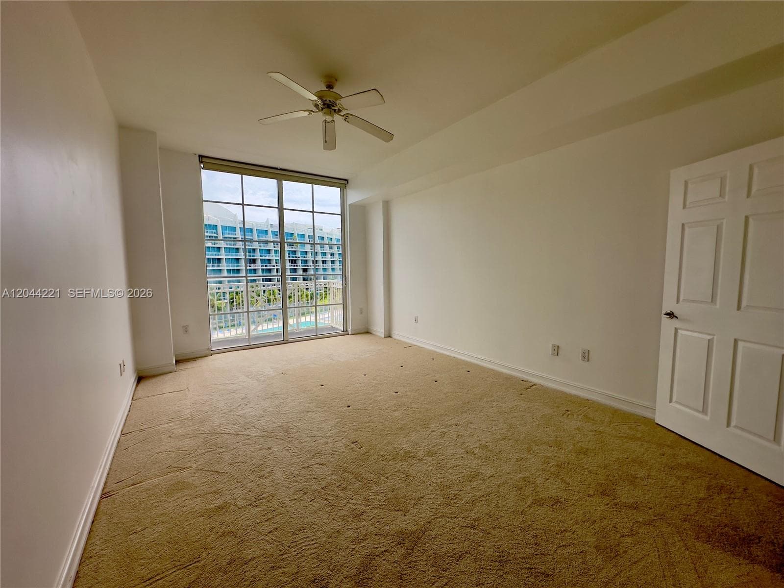 3001 NE 185th St 515 photo 15