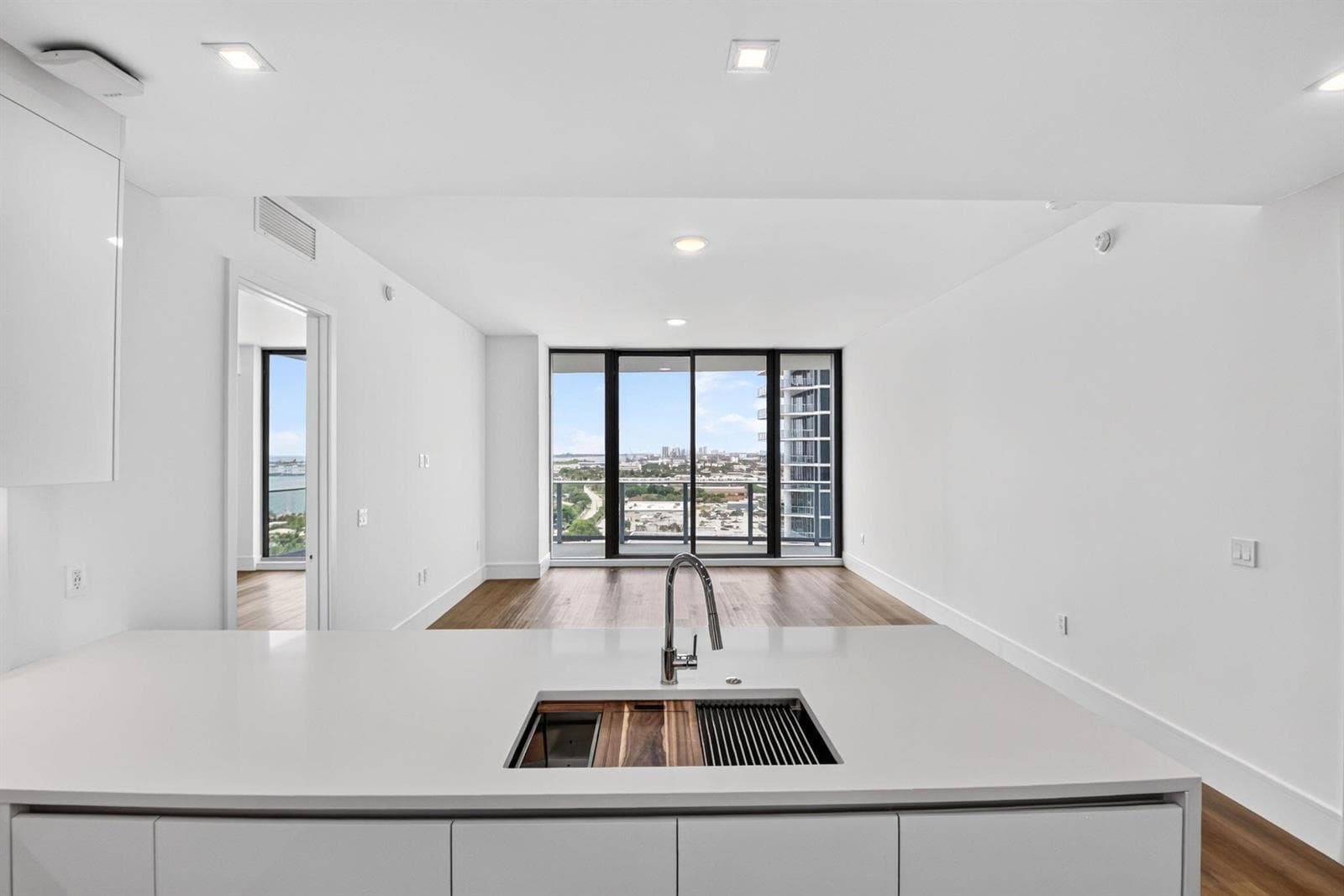 220 Lake Shore Drive 1511 photo 16