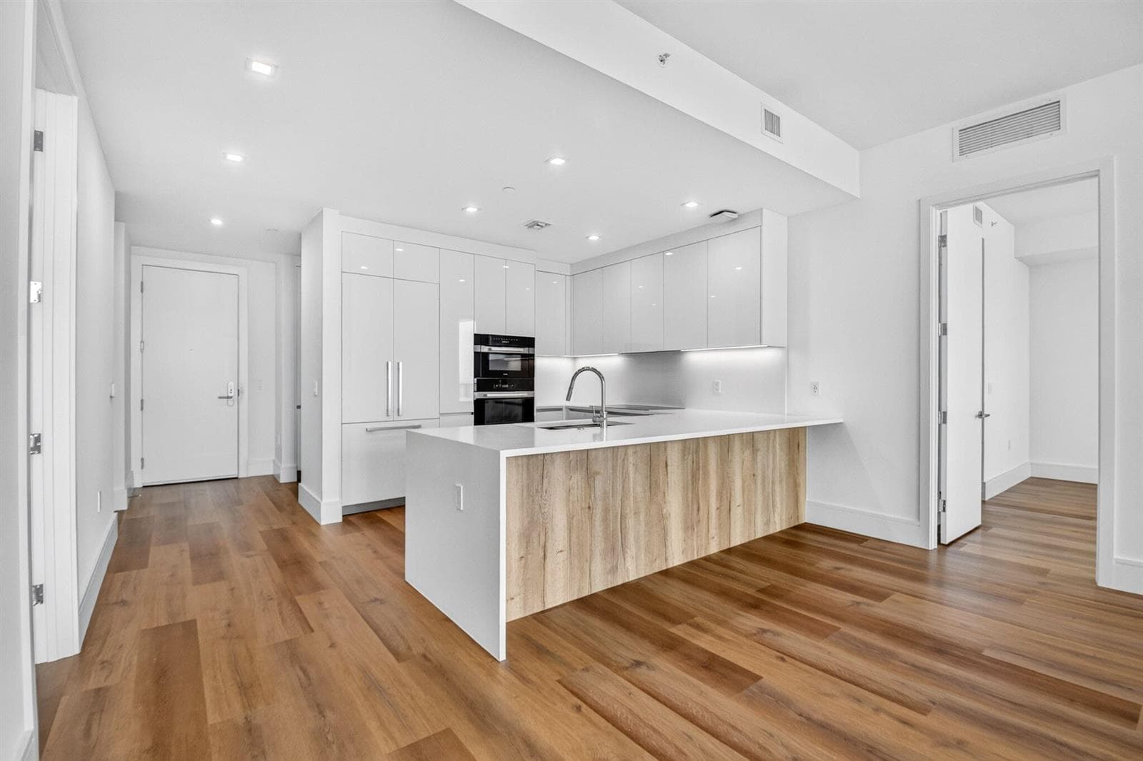 220 Lake Shore Drive 1511 photo 12