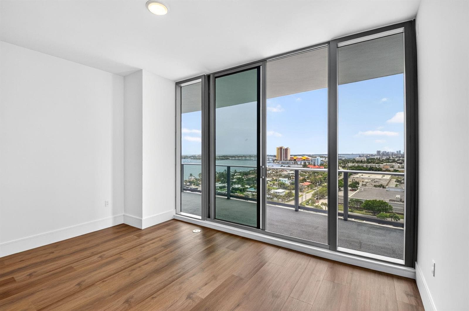 220 Lake Shore Drive 1511 photo 5