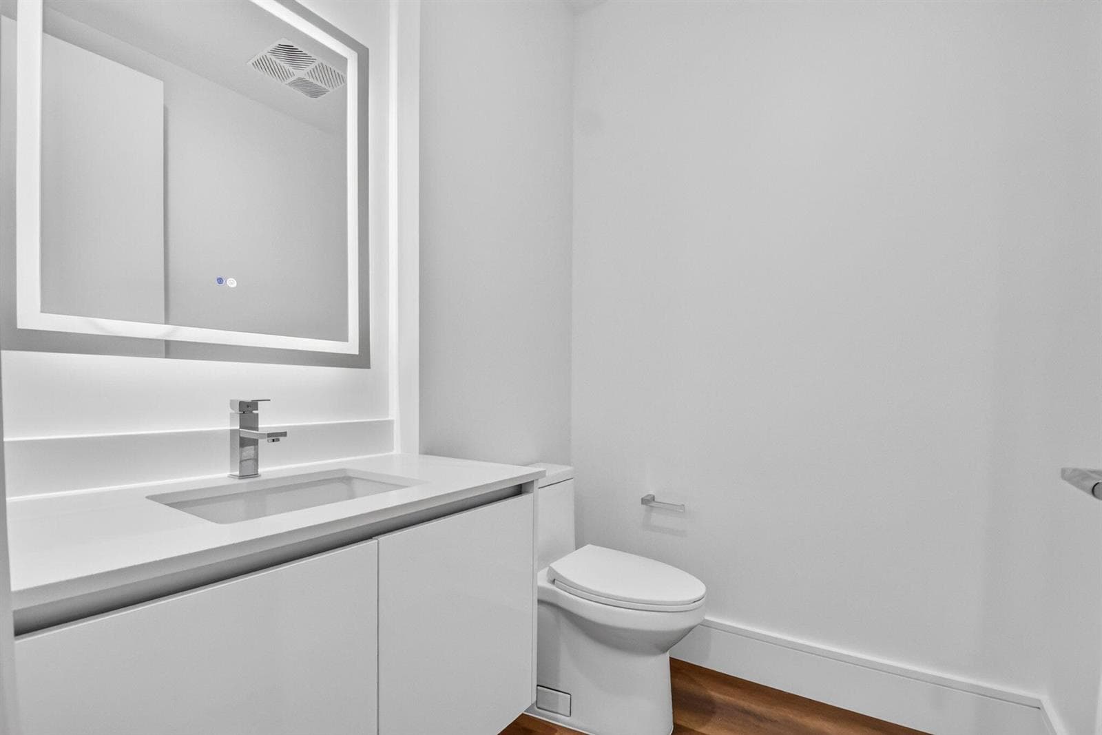 220 Lake Shore Drive 1511 photo 21