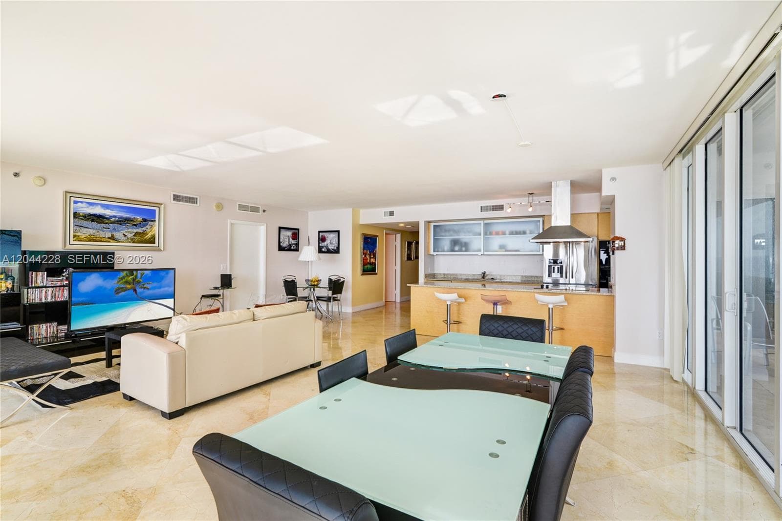 1800 S Ocean Dr 1101 photo 4