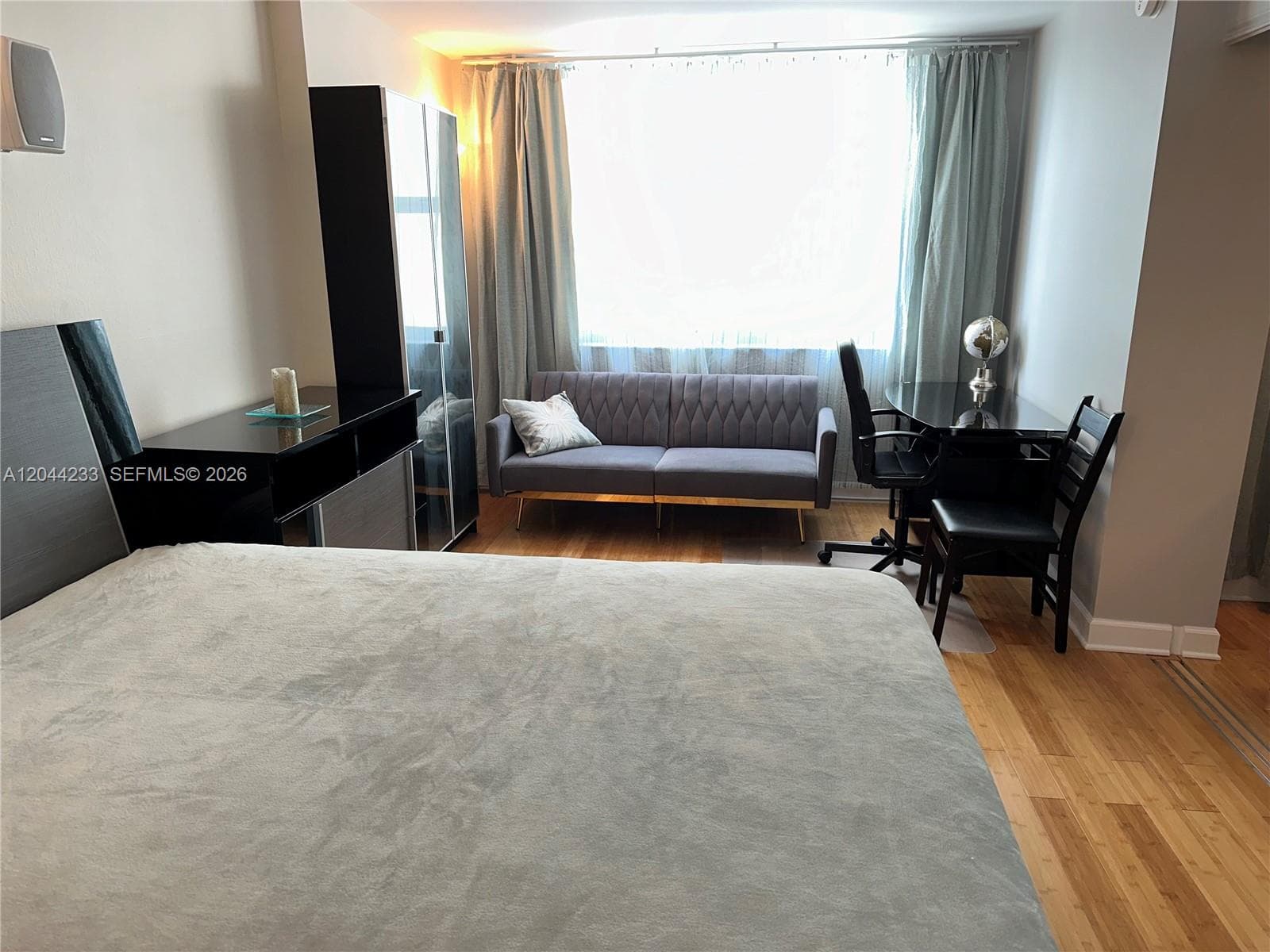 6039 Collins Ave 1205 photo 6