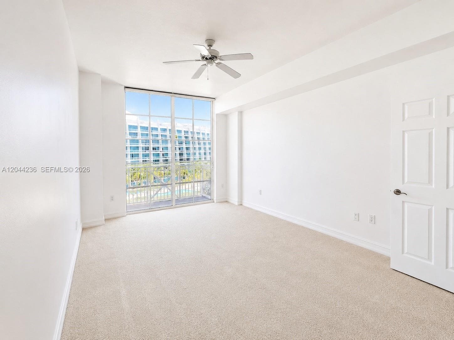 3001 NE 185th St 515 photo 17