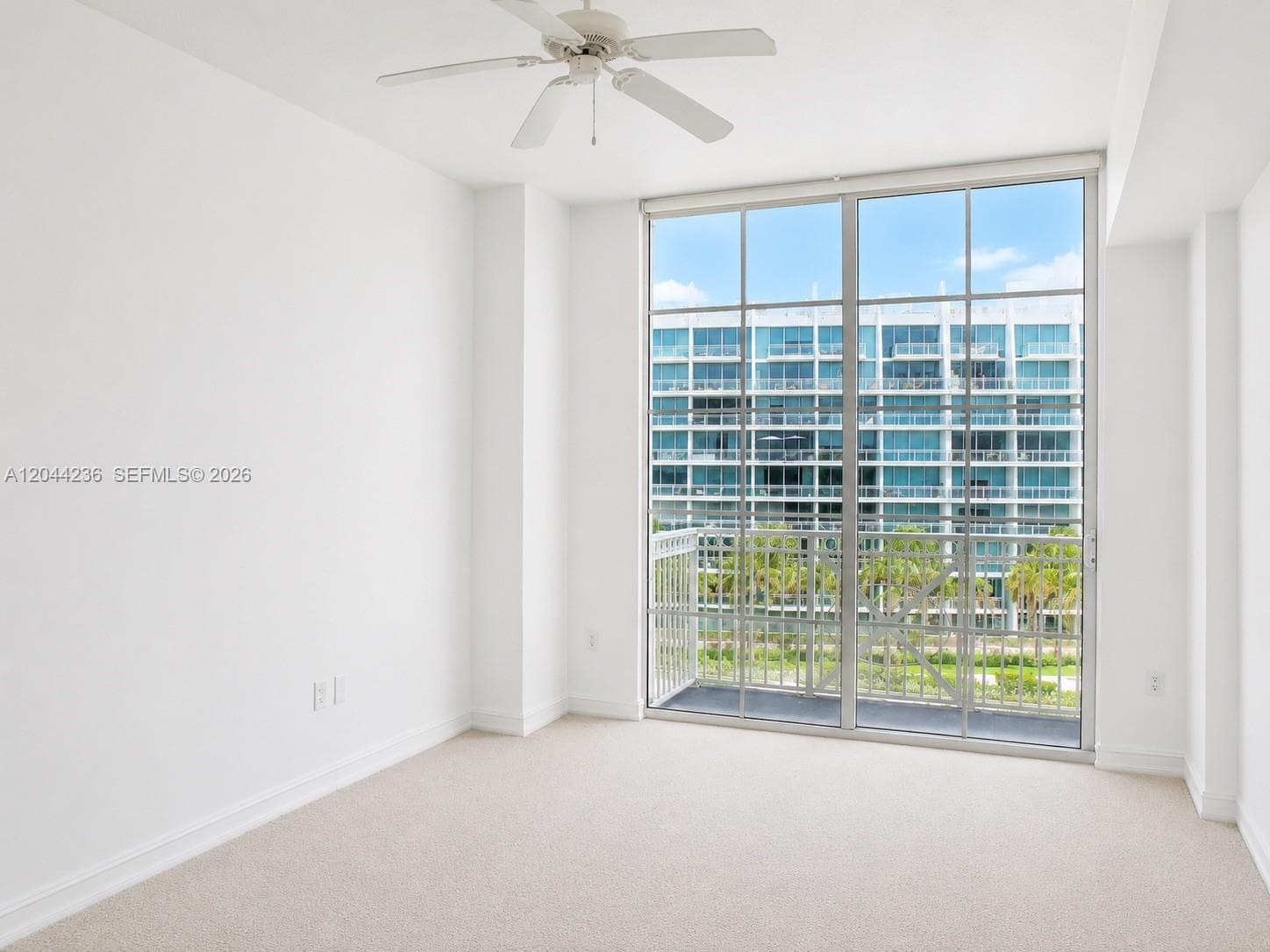 3001 NE 185th St 515 photo 18