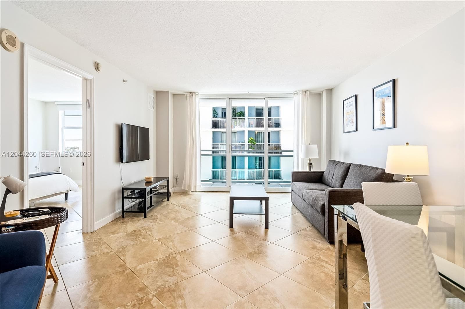 6917 Collins Ave 1012 photo 2