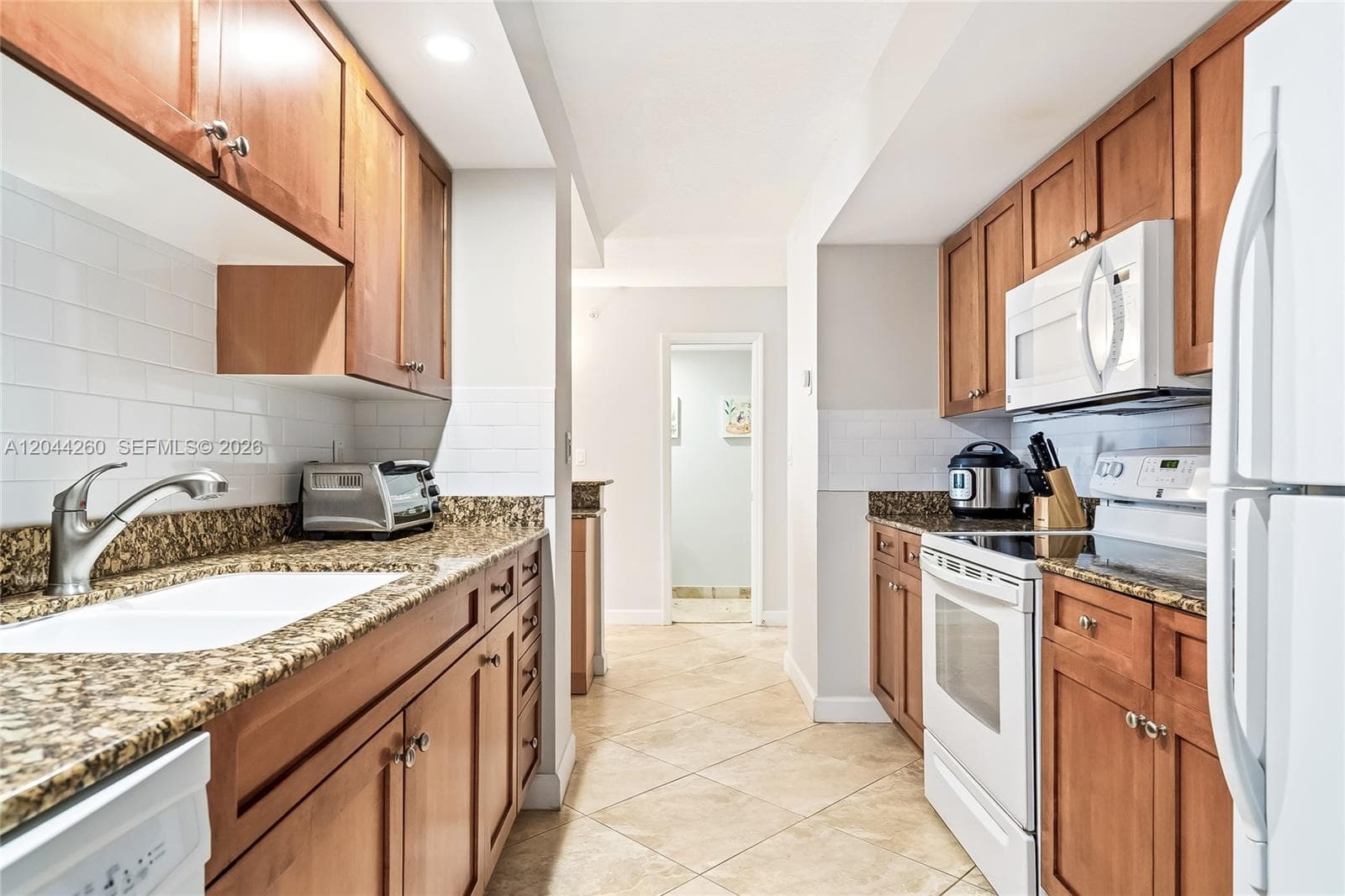 6917 Collins Ave 1012 photo 7