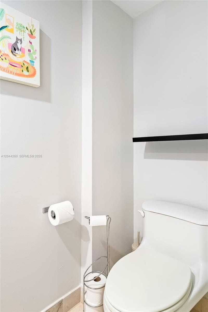 6917 Collins Ave 1012 photo 14