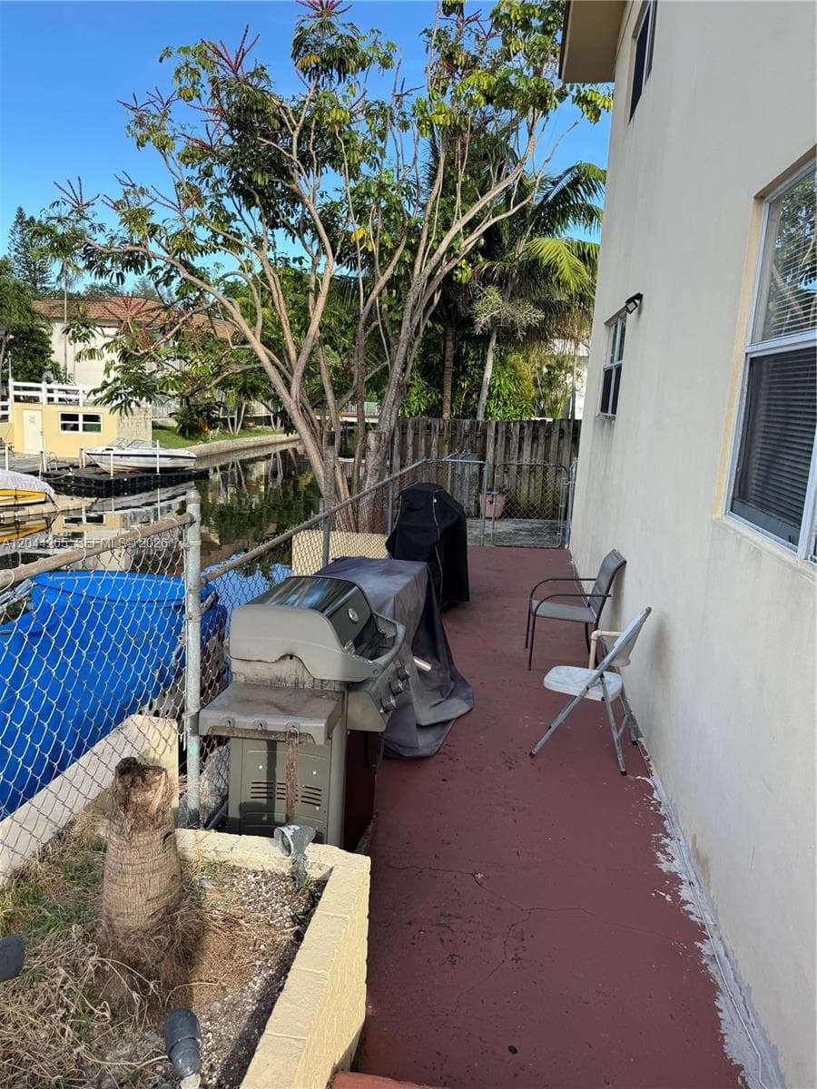 1765 Venice Ln 4E photo 23