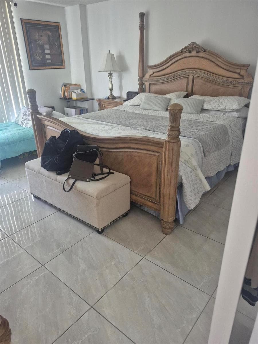 3600 Mystic Pointe Drive 1202 photo 11