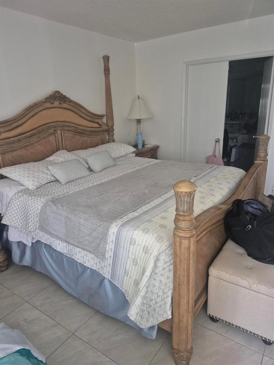 3600 Mystic Pointe Drive 1202 photo 21