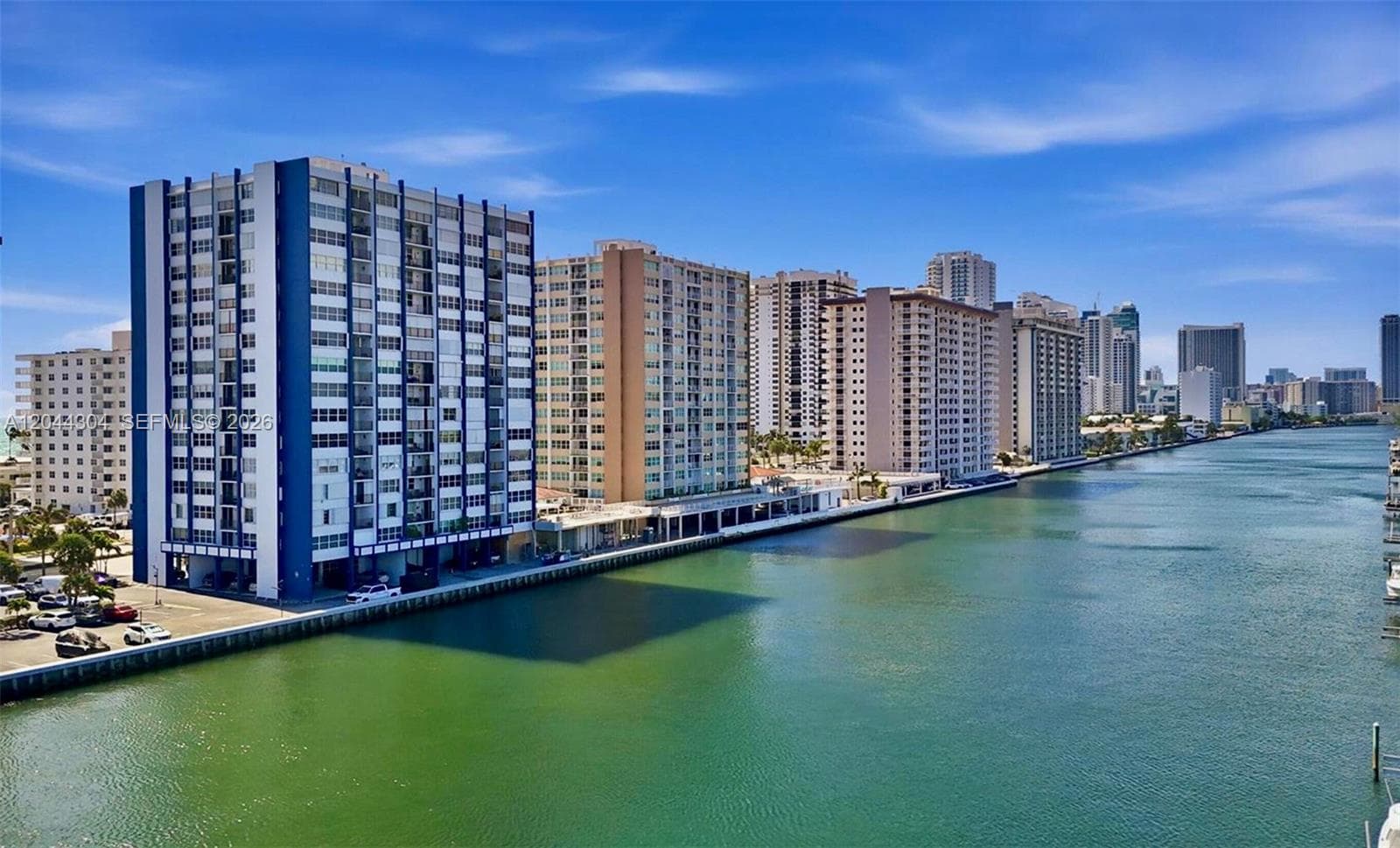 1400 S Ocean Dr 506 photo 1
