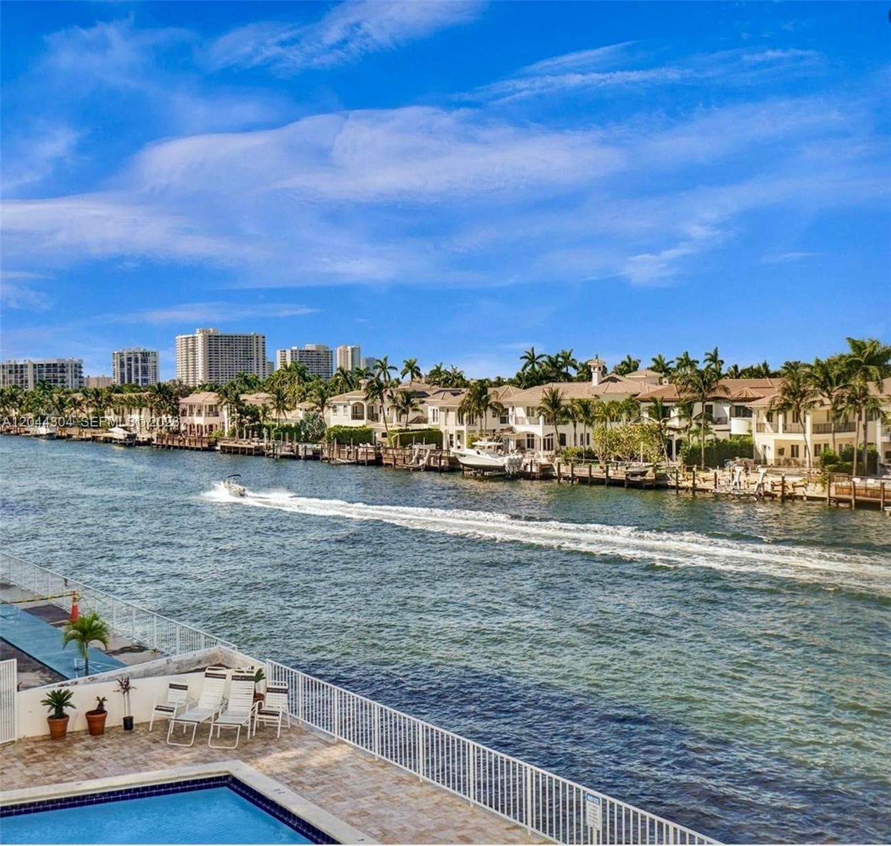 1400 S Ocean Dr 506 photo 9