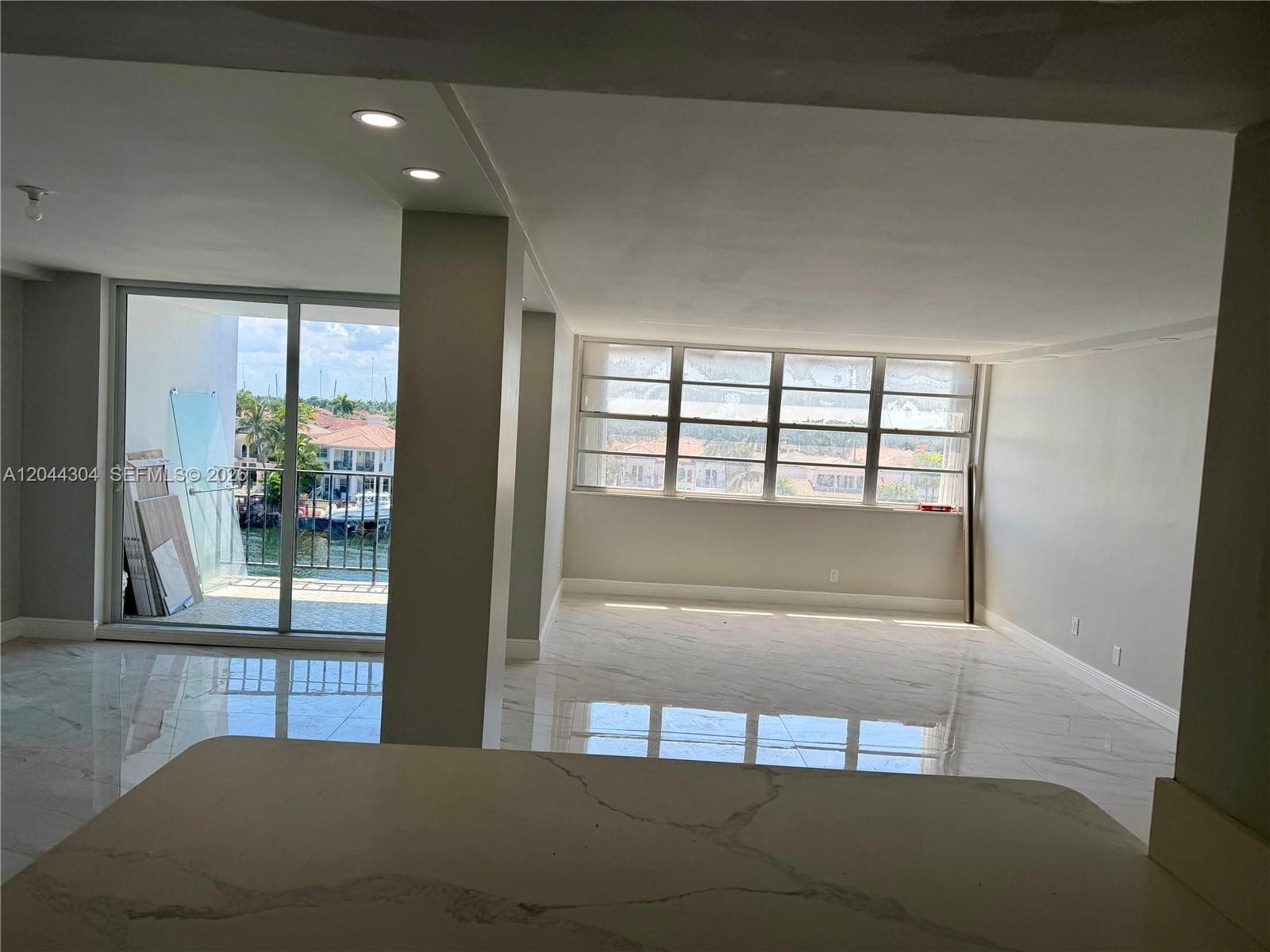 1400 S Ocean Dr 506 photo 24
