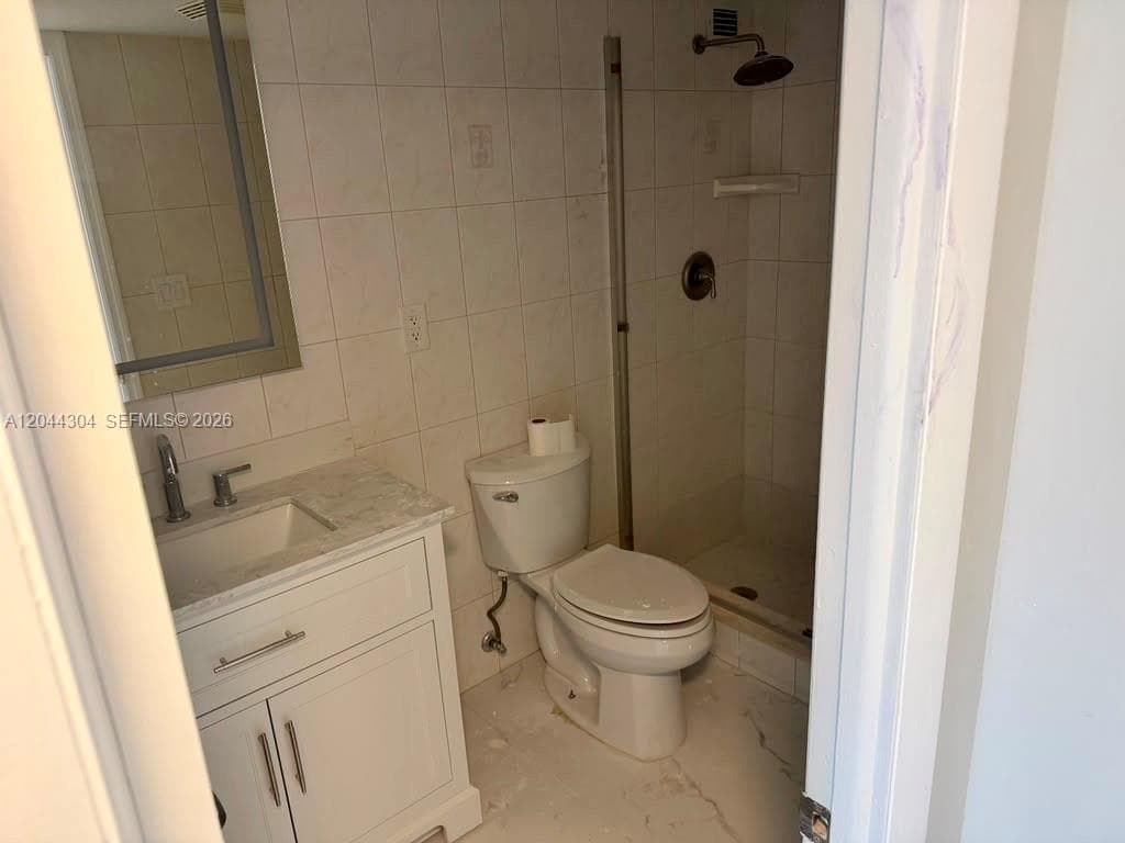 1400 S Ocean Dr 506 photo 19