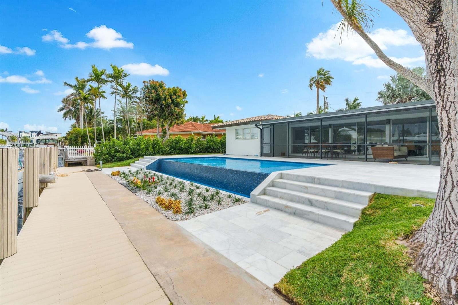 273 Tropic Drive photo 6