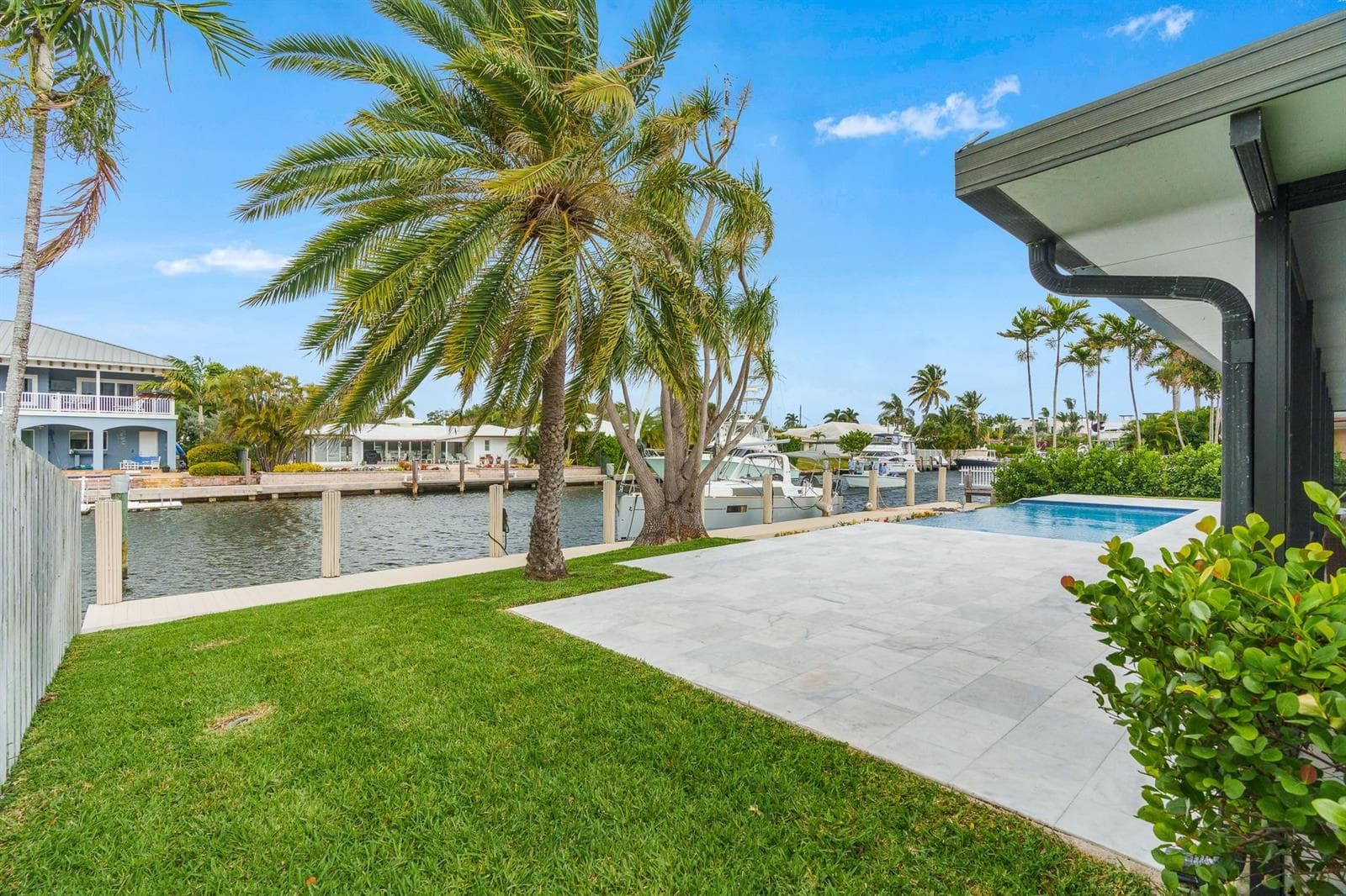 273 Tropic Drive photo 12