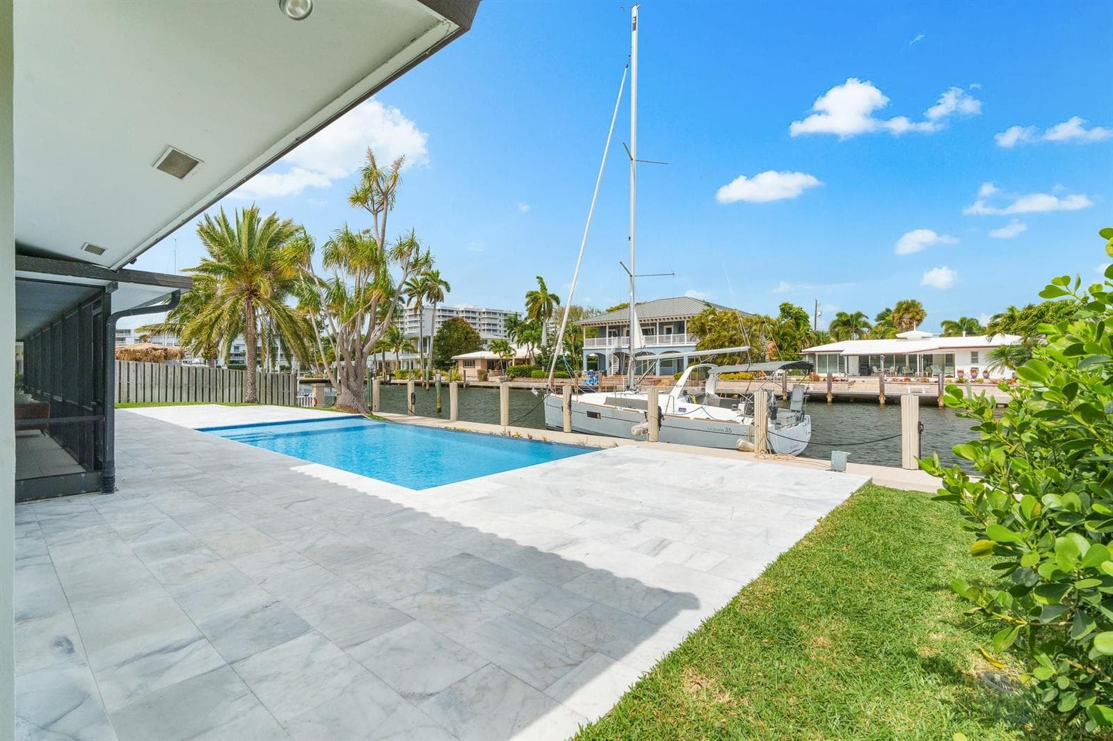 273 Tropic Drive photo 3