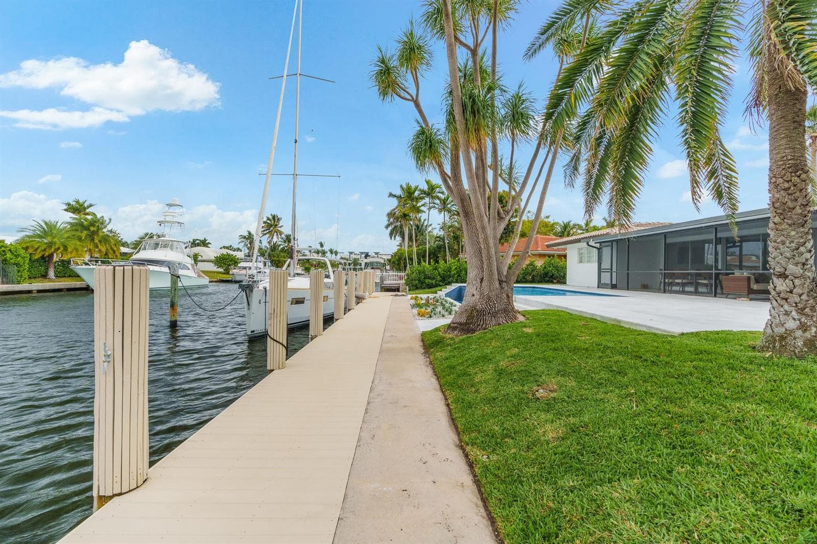 273 Tropic Drive photo 14