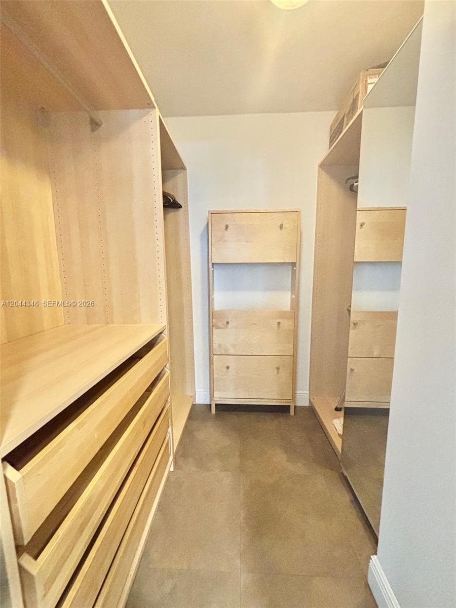 2030 S Ocean Dr 423 photo 12