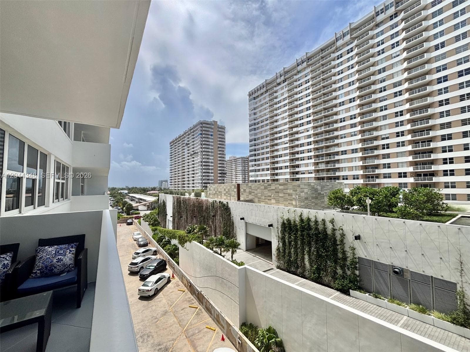 2030 S Ocean Dr 423 photo 19