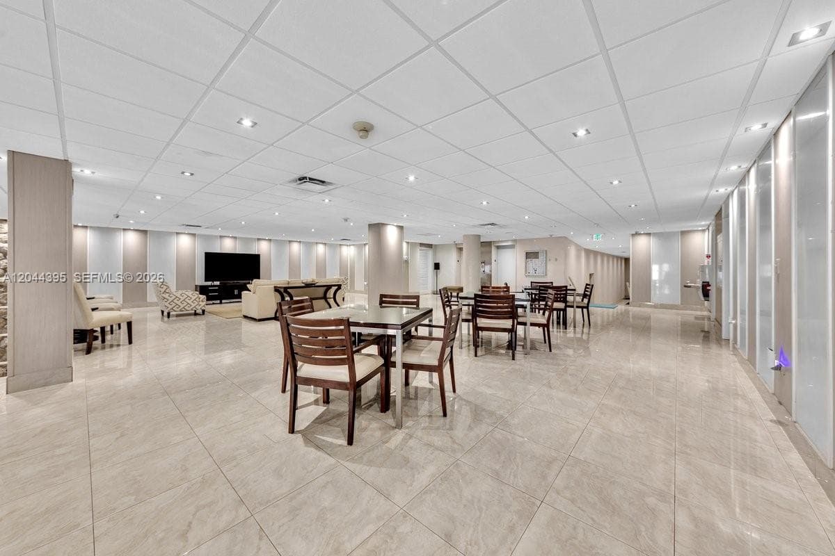 3111 N Ocean Dr 904 photo 20