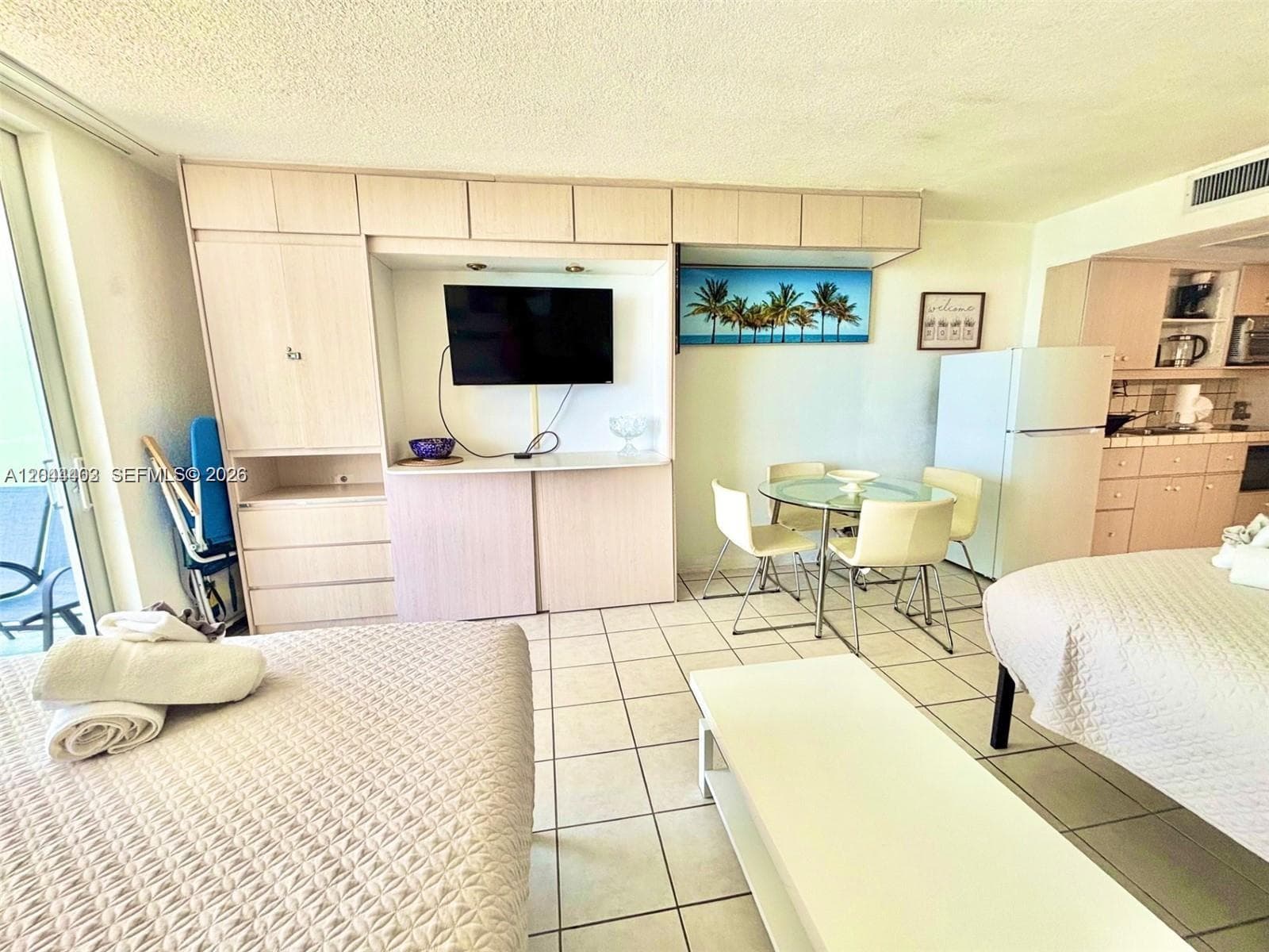 19201 Collins Ave 606 photo 12