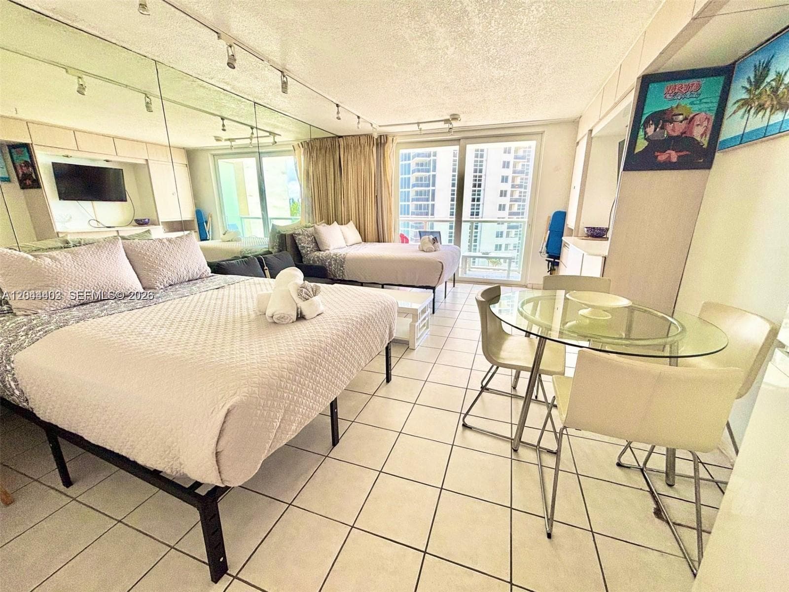 19201 Collins Ave 606 photo 7