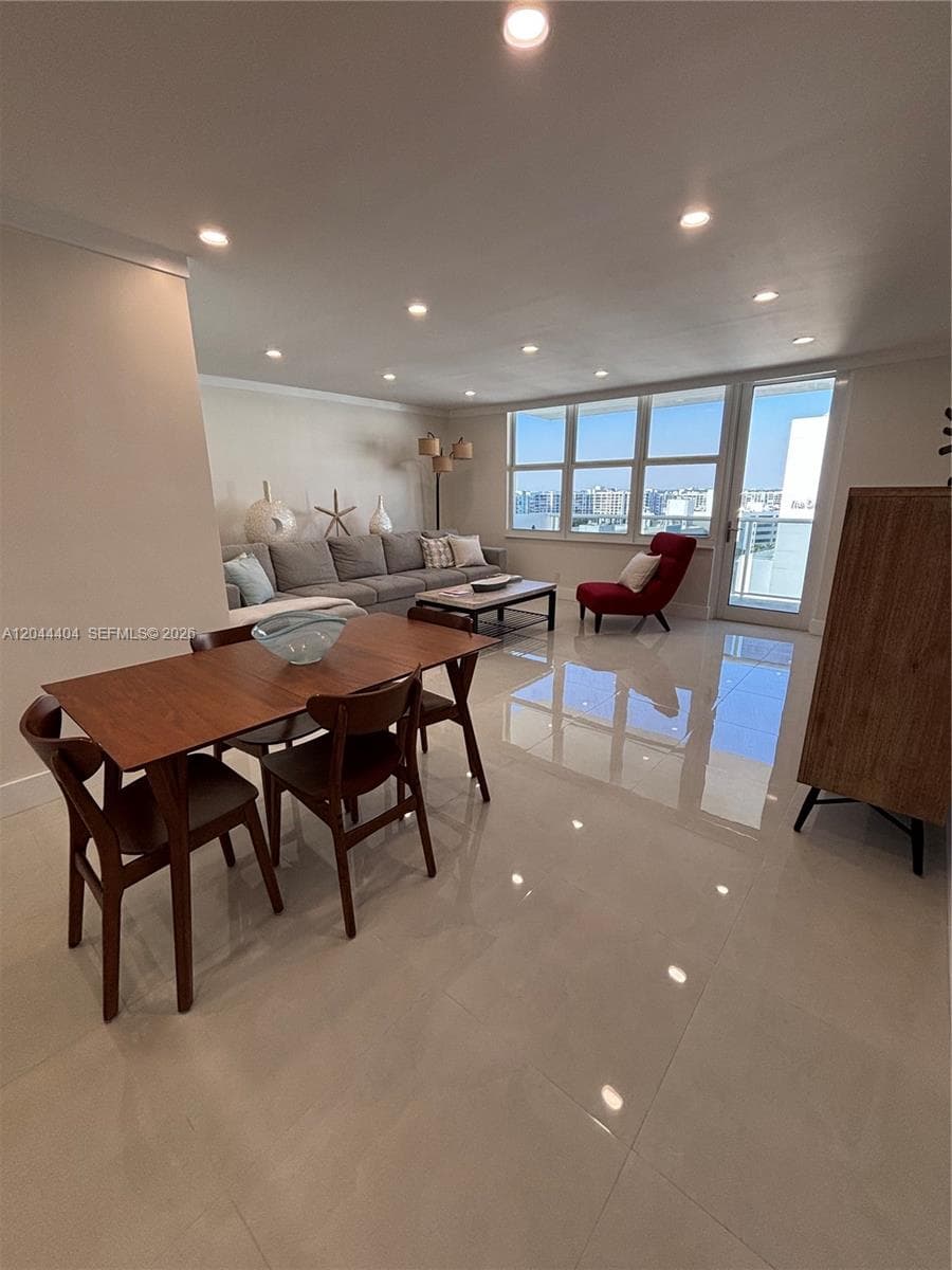 3725 S Ocean Dr 1225 photo 5
