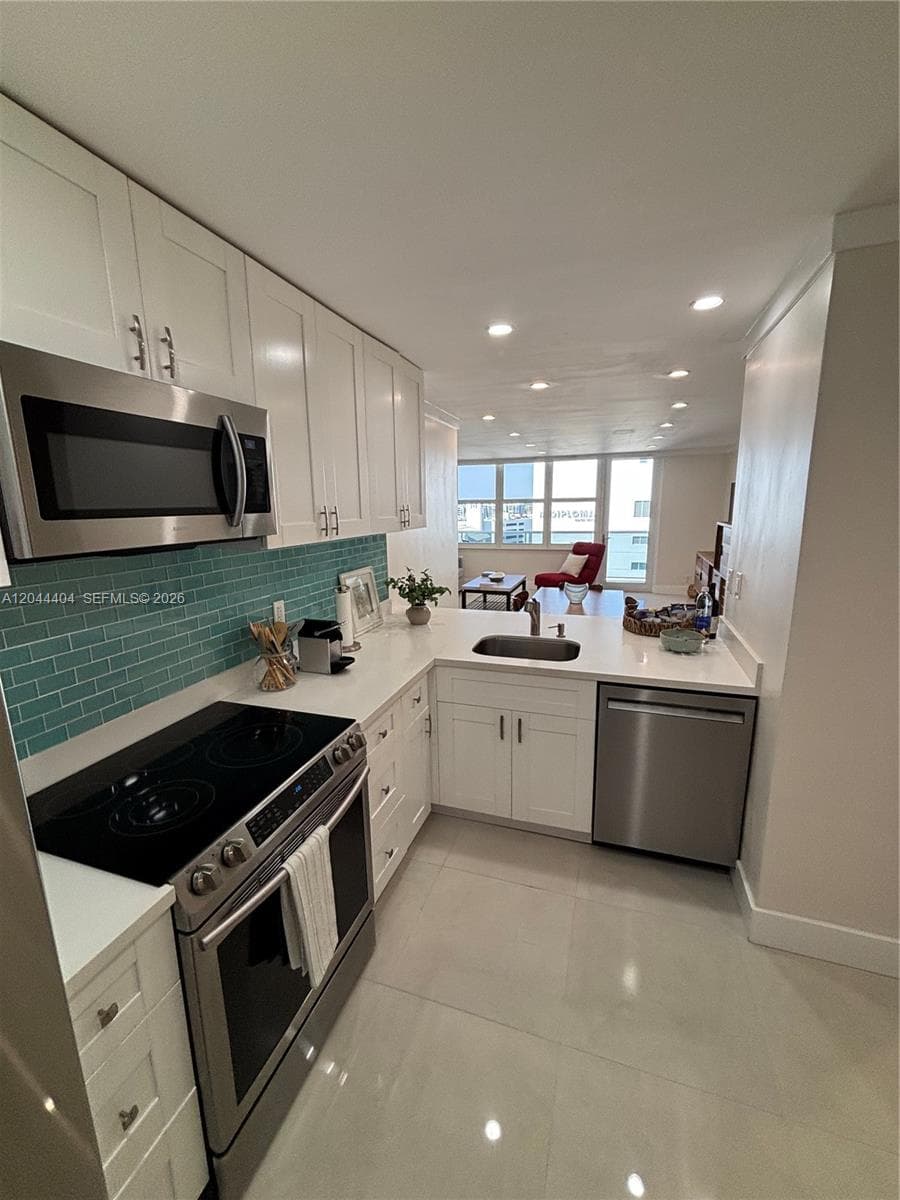 3725 S Ocean Dr 1225 photo 10