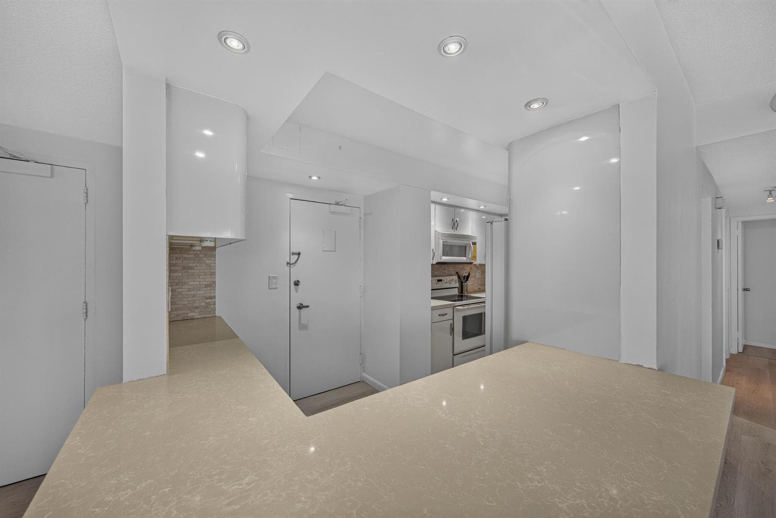 3800 Galt Ocean Drive 1605 photo 20