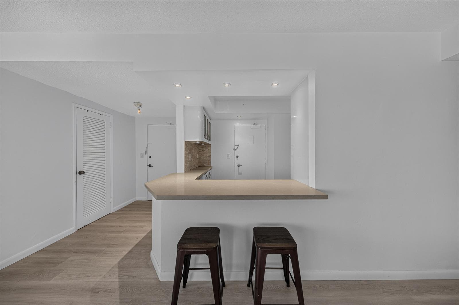 3800 Galt Ocean Drive 1605 photo 19
