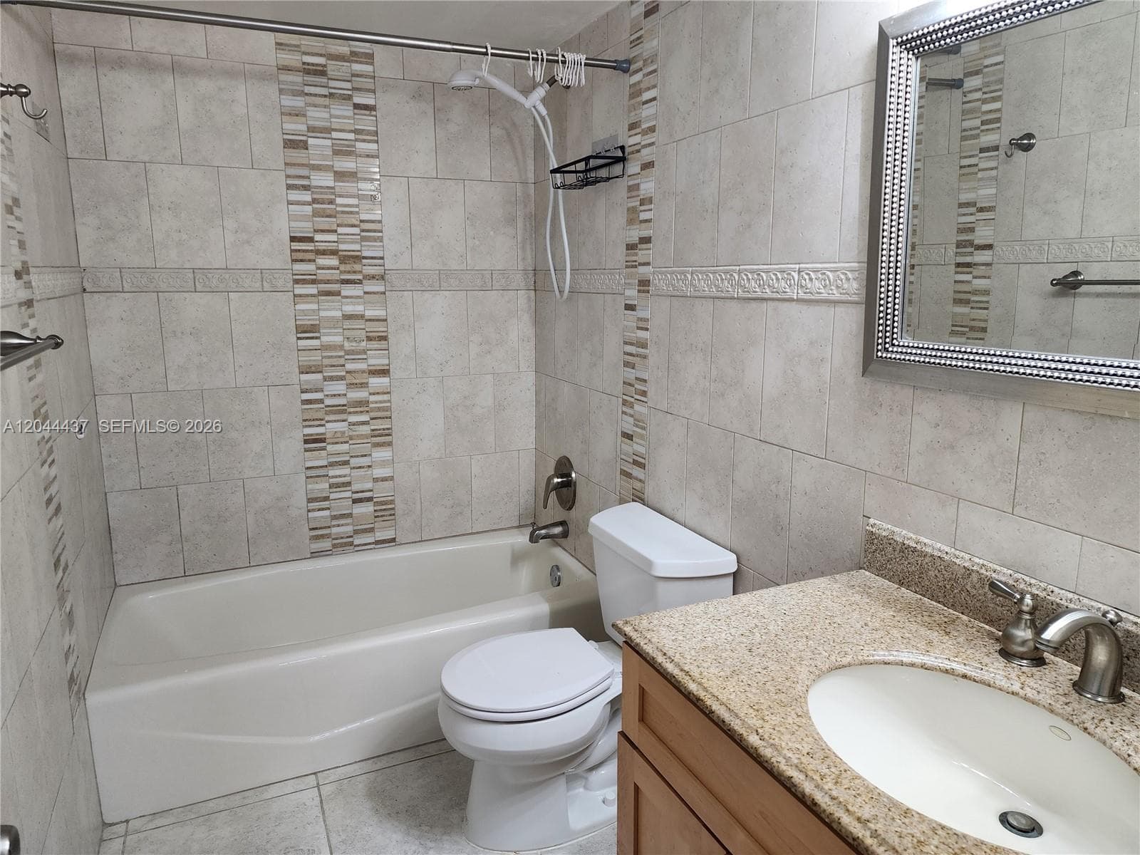 3161 S Ocean Dr 301 photo 22