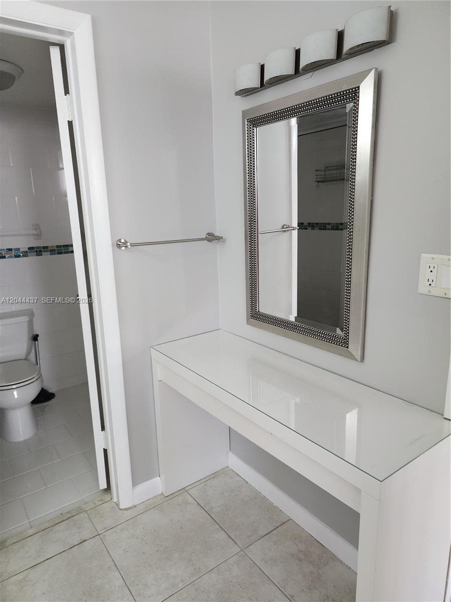 3161 S Ocean Dr 301 photo 20