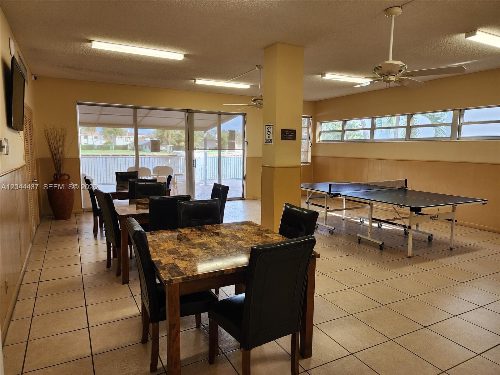 3161 S Ocean Dr 301 photo 9