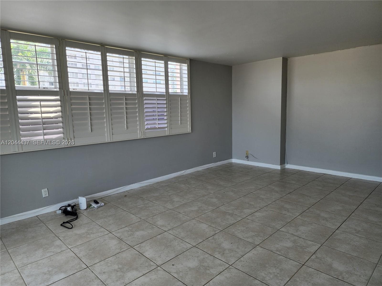 3161 S Ocean Dr 301 photo 11