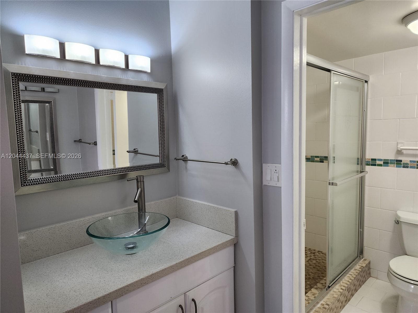 3161 S Ocean Dr 301 photo 19