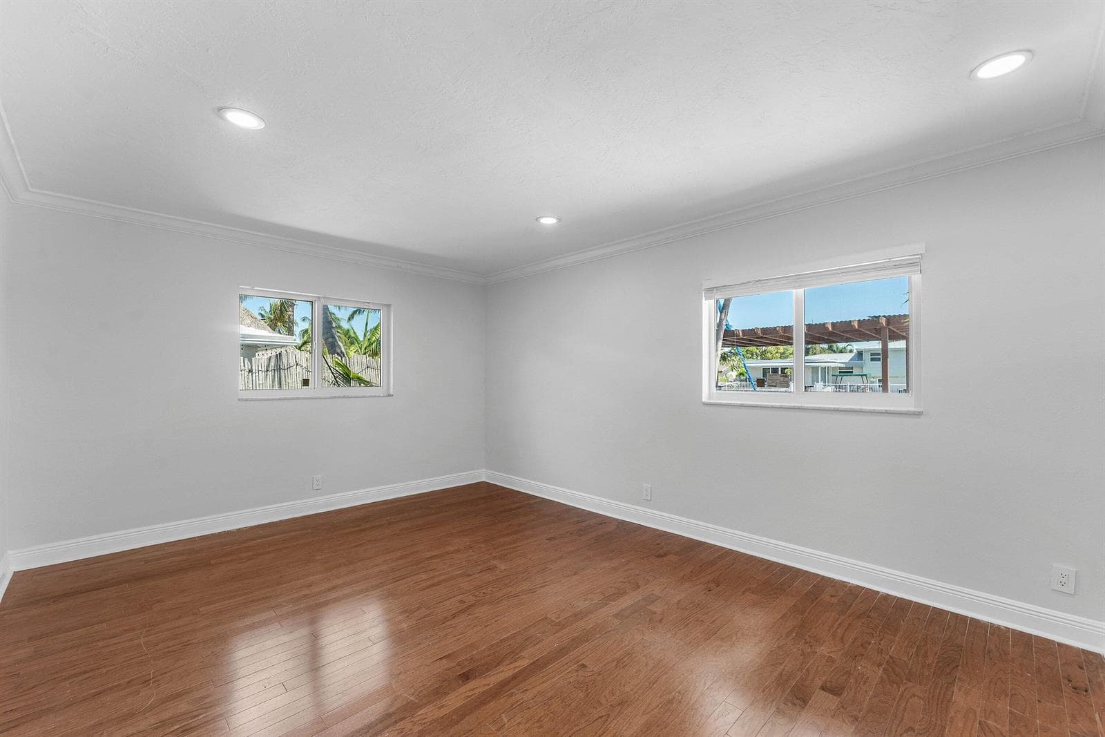 1525 SE 6th Street photo 22