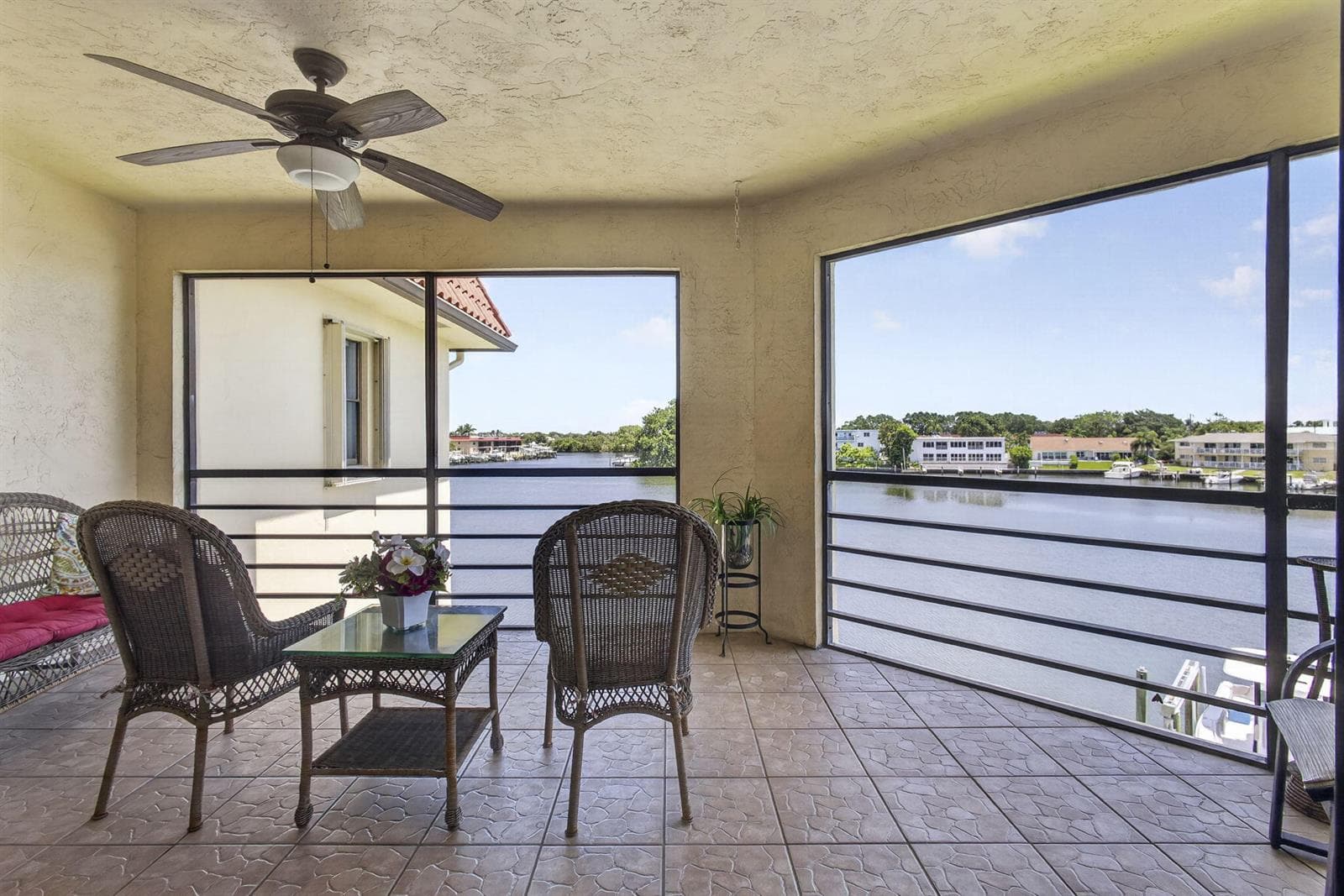 313 Lake Circle 316 photo 16