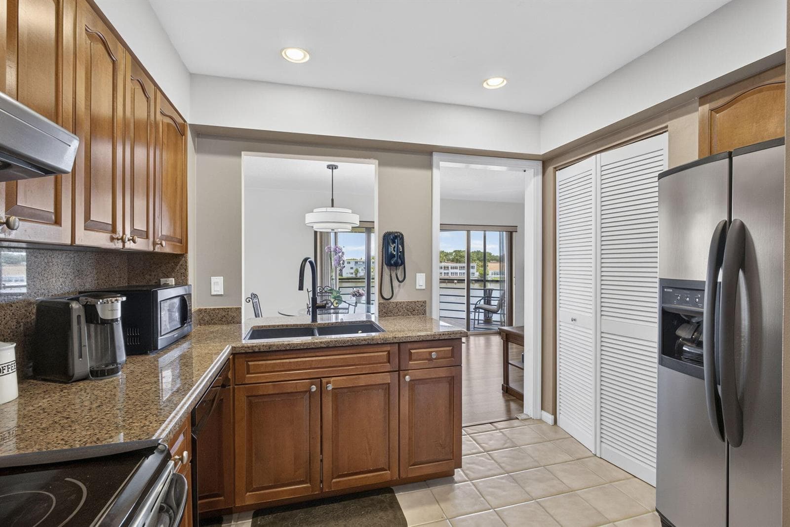313 Lake Circle 316 photo 11