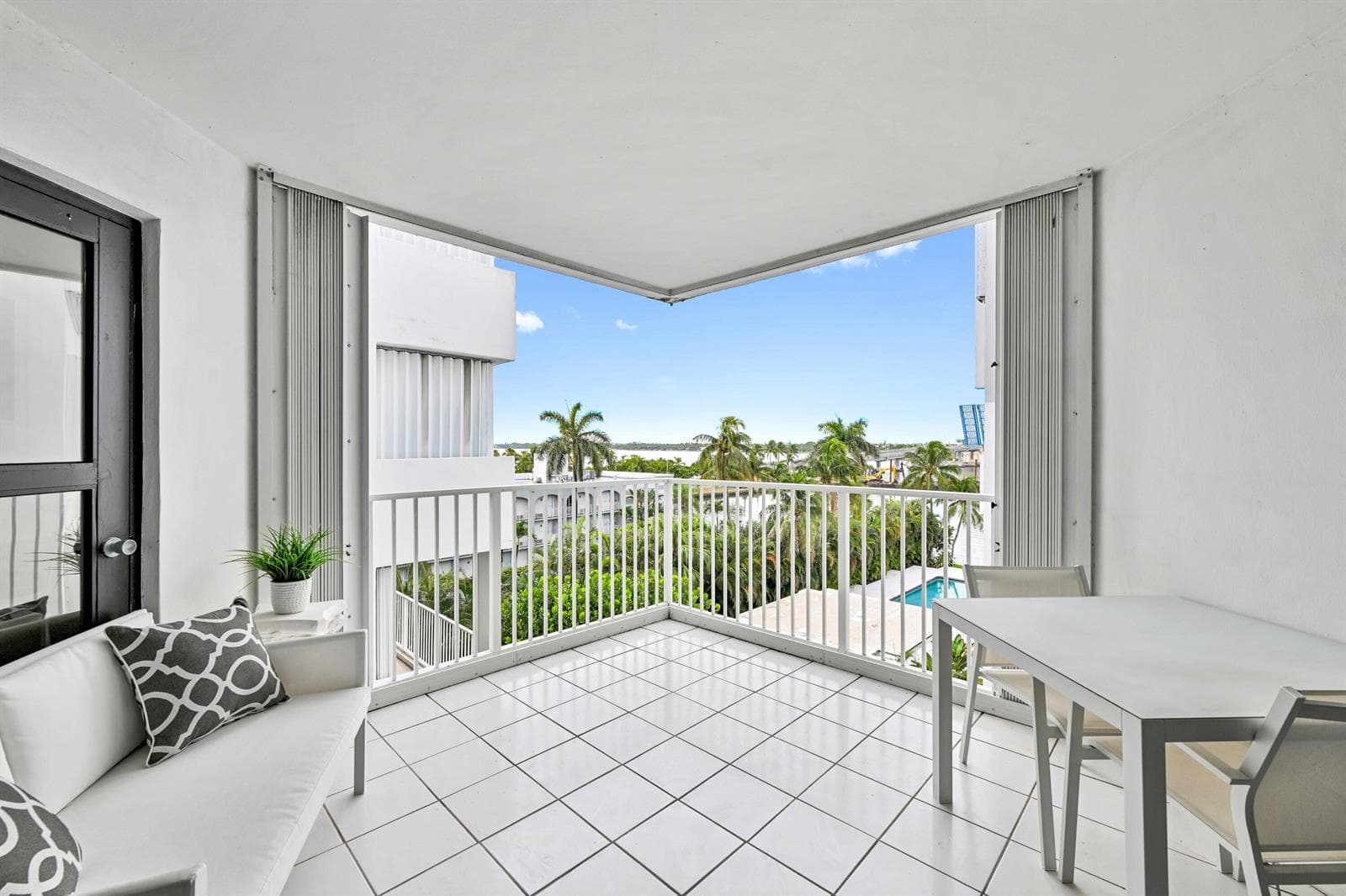 2860 S Ocean Boulevard 511 photo 4