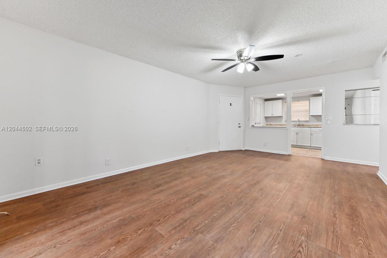 10789 N Military Trl 9 photo 6