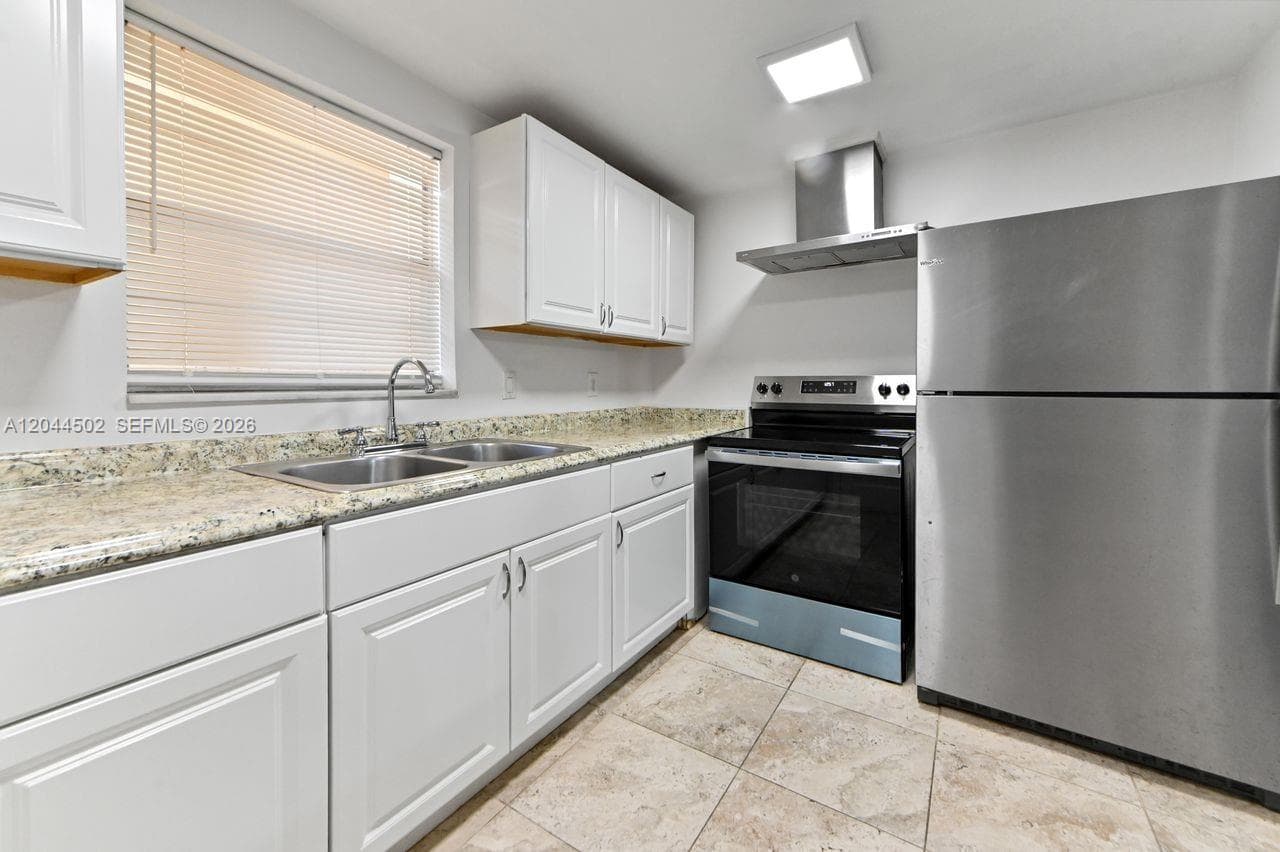 10789 N Military Trl 9 photo 8