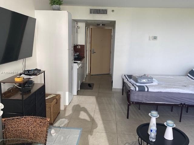 19201 E Collins Ave 442 photo 1