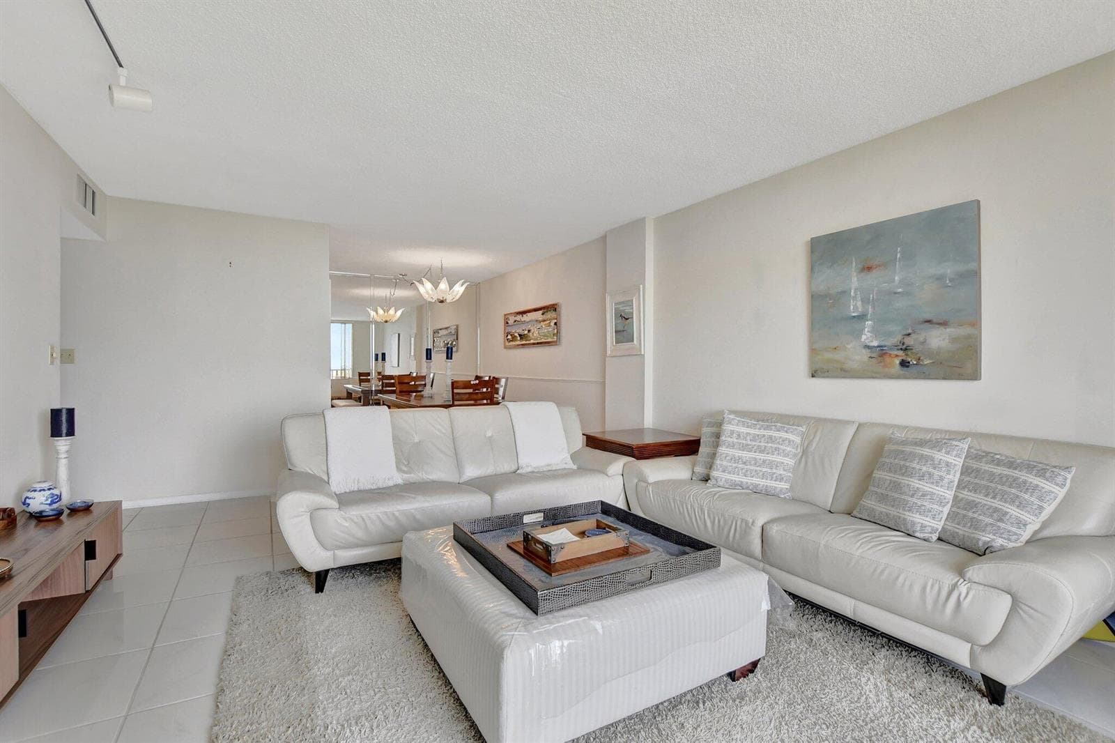2121 N Ocean Boulevard 1406w photo 16