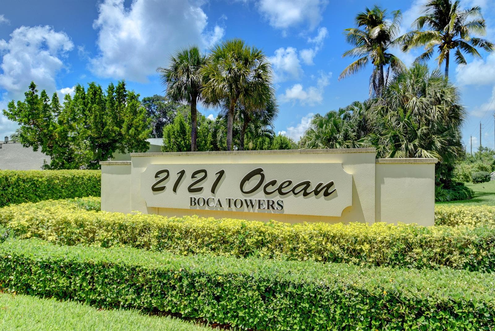 2121 N Ocean Boulevard 1406w photo 3