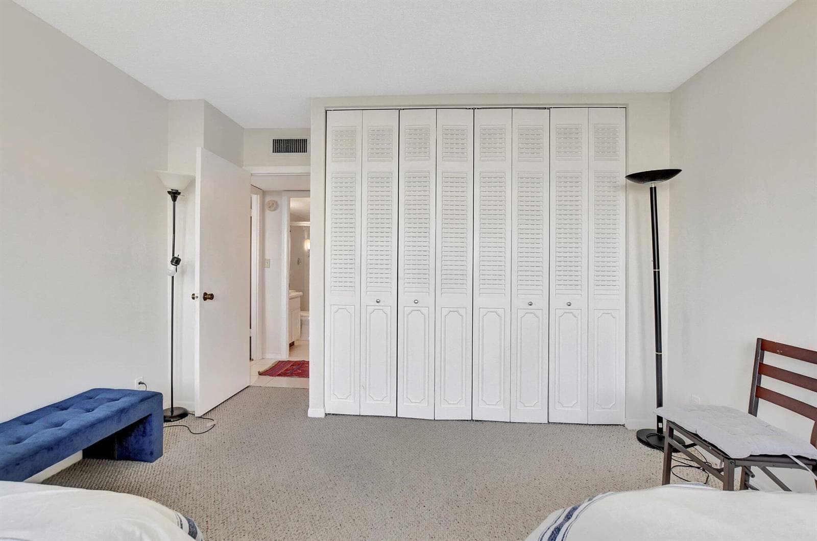 2121 N Ocean Boulevard 1406w photo 25