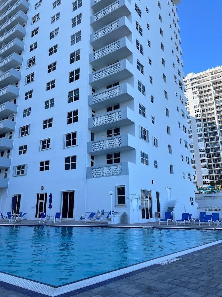 4250 Galt Ocean Drive 10k photo 22